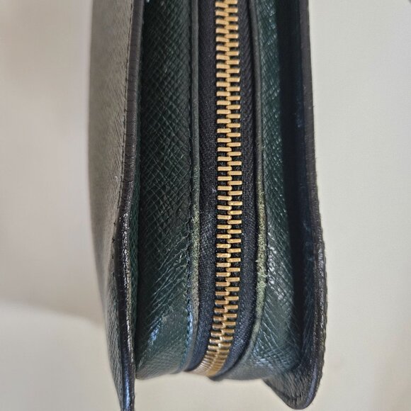Louis Vitton Taiga Orsa Clutch/Wristlet - Green - Picture 8 of 8